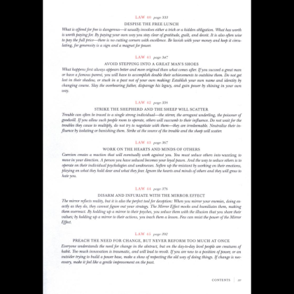 Книга на английском языке "The 48 Laws Of Power", Robert Greene - 3