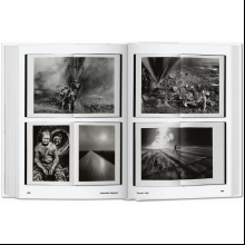 Книга на английском языке "Photo Icons. 50 Landmark Photographs and Their Stories" 