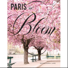 Книга на английском языке "Paris in Bloom"