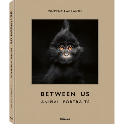 Книга на английском языке "Between Us. Animal Portraits" HB, Vincent Lagrange